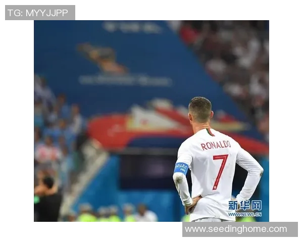 当足球巨星走上街头广告舞台展现力量与魅力的新风潮